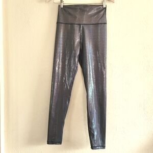 Offline By Aerie Navy‎ Holographic High Waisted Leggings, Size Medium